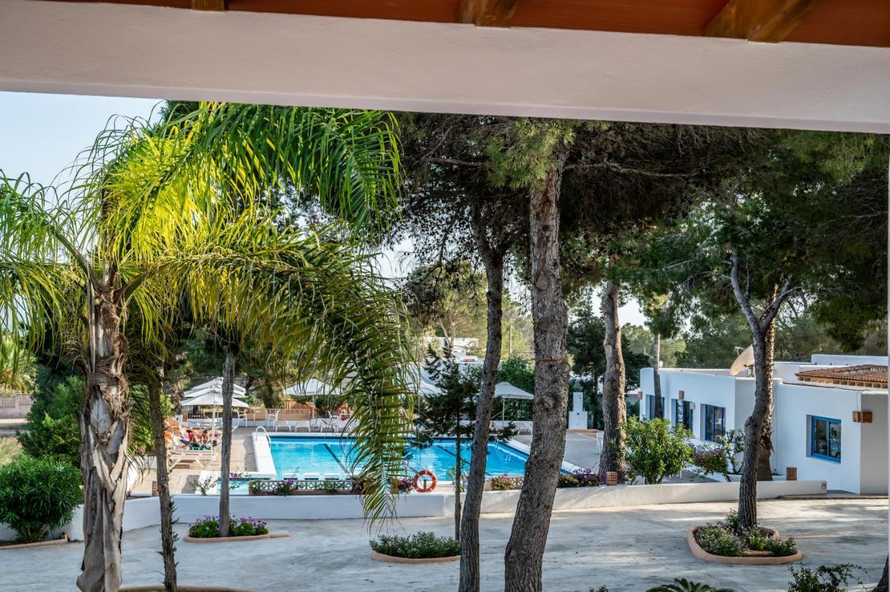 Bungalows Es Pins - Emar Hotels Playa Migjorn Εξωτερικό φωτογραφία