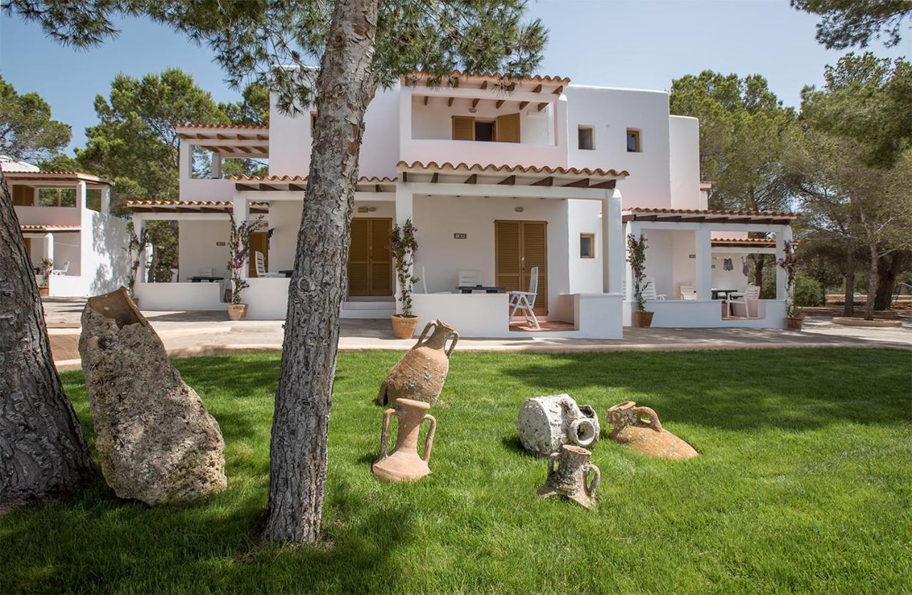 Bungalows Es Pins - Emar Hotels Playa Migjorn Εξωτερικό φωτογραφία
